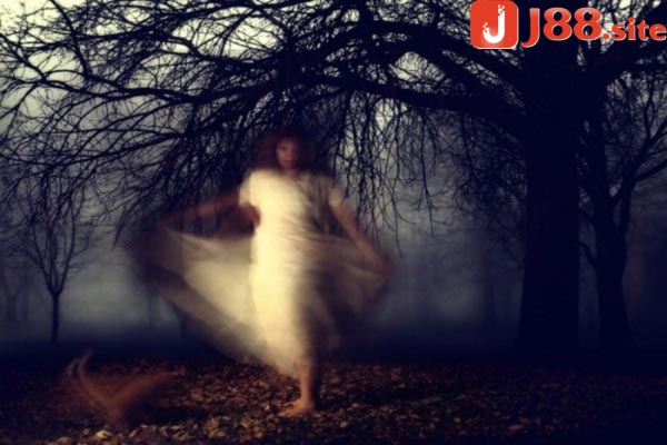 Nằm mơ thấy hồn người chết đánh con gì may mắn? Nằm mơ thấy hồn người chết đánh con gì may mắn?